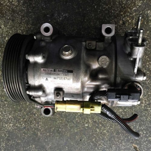 Compressor de ar condicionado Pegeout 307,Citroen C4  2.0 2012
