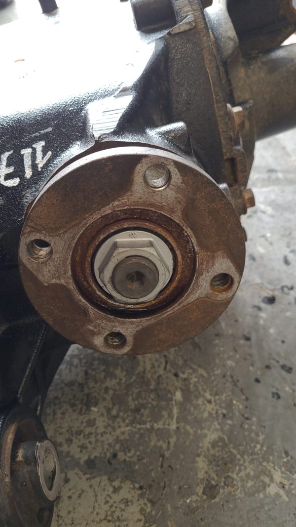 Diferencial Traseira Land Rover Discovery 3 4.0 Gasolina 2007/2008 - Numeração AH22-4W063 - Imagem 5