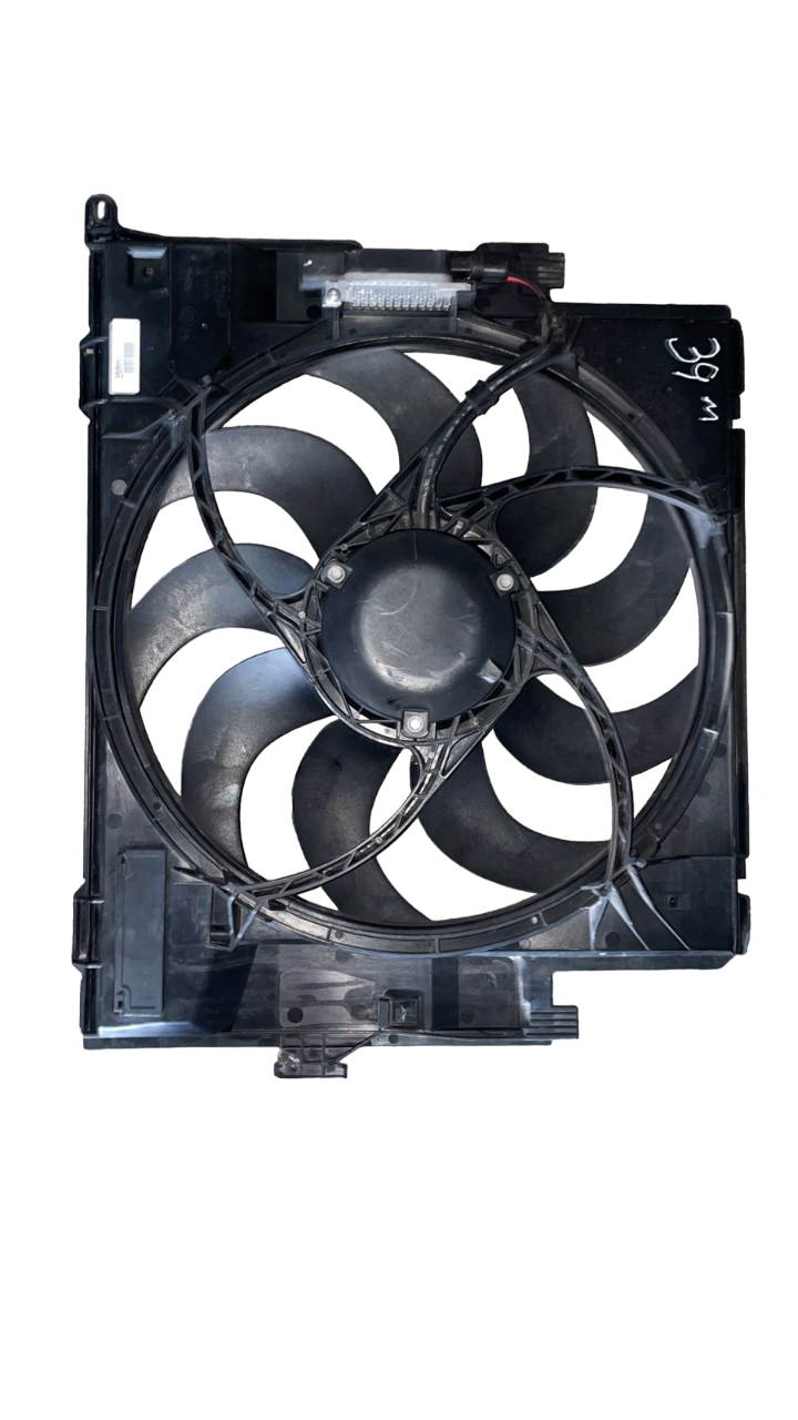 VENTOINHA COM DIFLETOR E MODULO BMW 118 2013