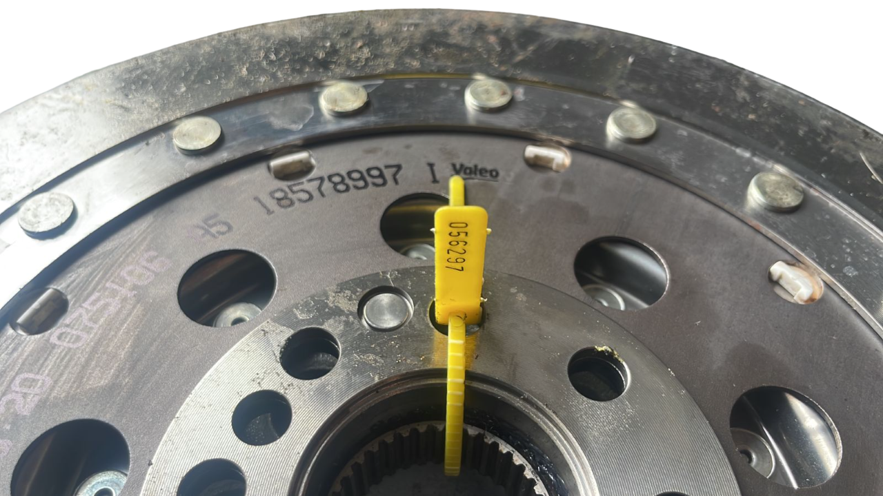 VOLANTE MOTOR MERCEDES GLA 200 2.0 2023 - Imagem 4