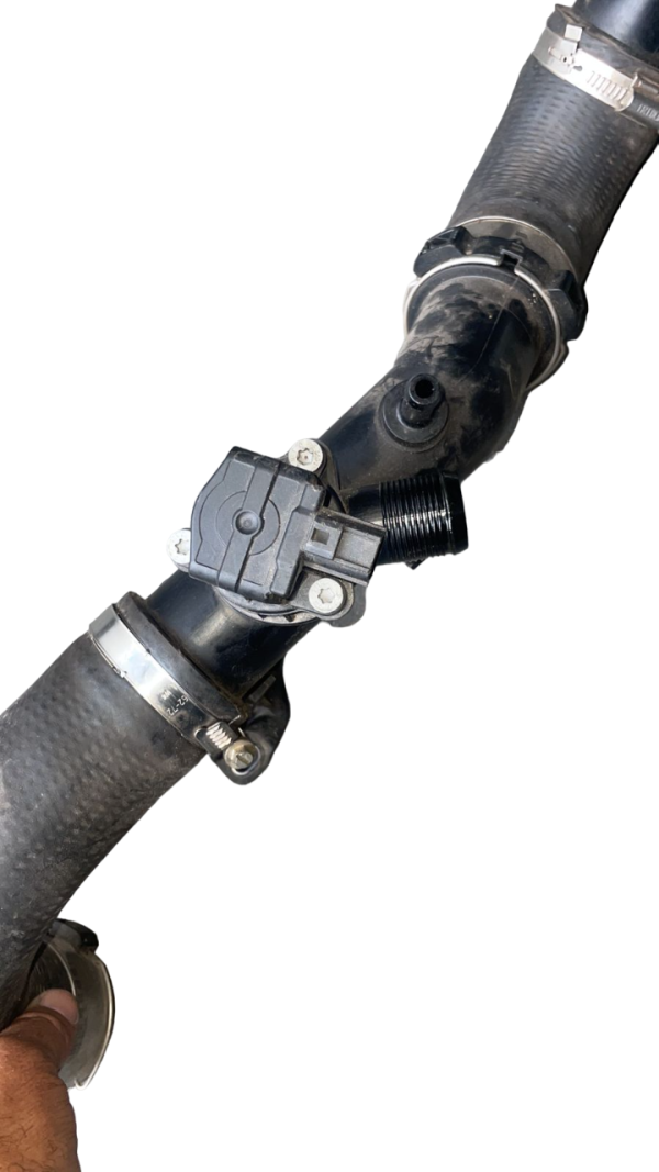MANGUEIRA DO INTERCOOLER COM SENSOR LAND ROVER EVOQUE P250 2020 - Imagem 3