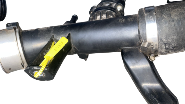 MANGUEIRA DO INTERCOOLER COM SENSOR LAND ROVER EVOQUE P250 2020 - Imagem 4